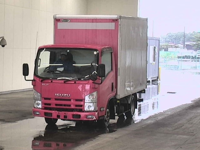 ISUZU ELF Van